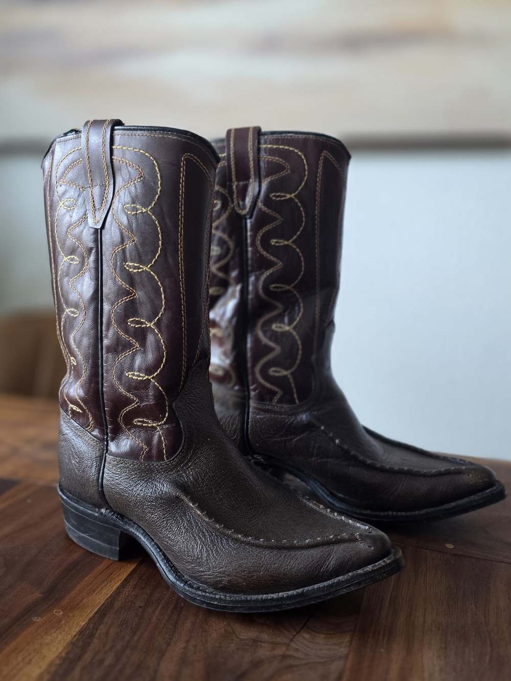 vintage Acme brown leather cowboy boots